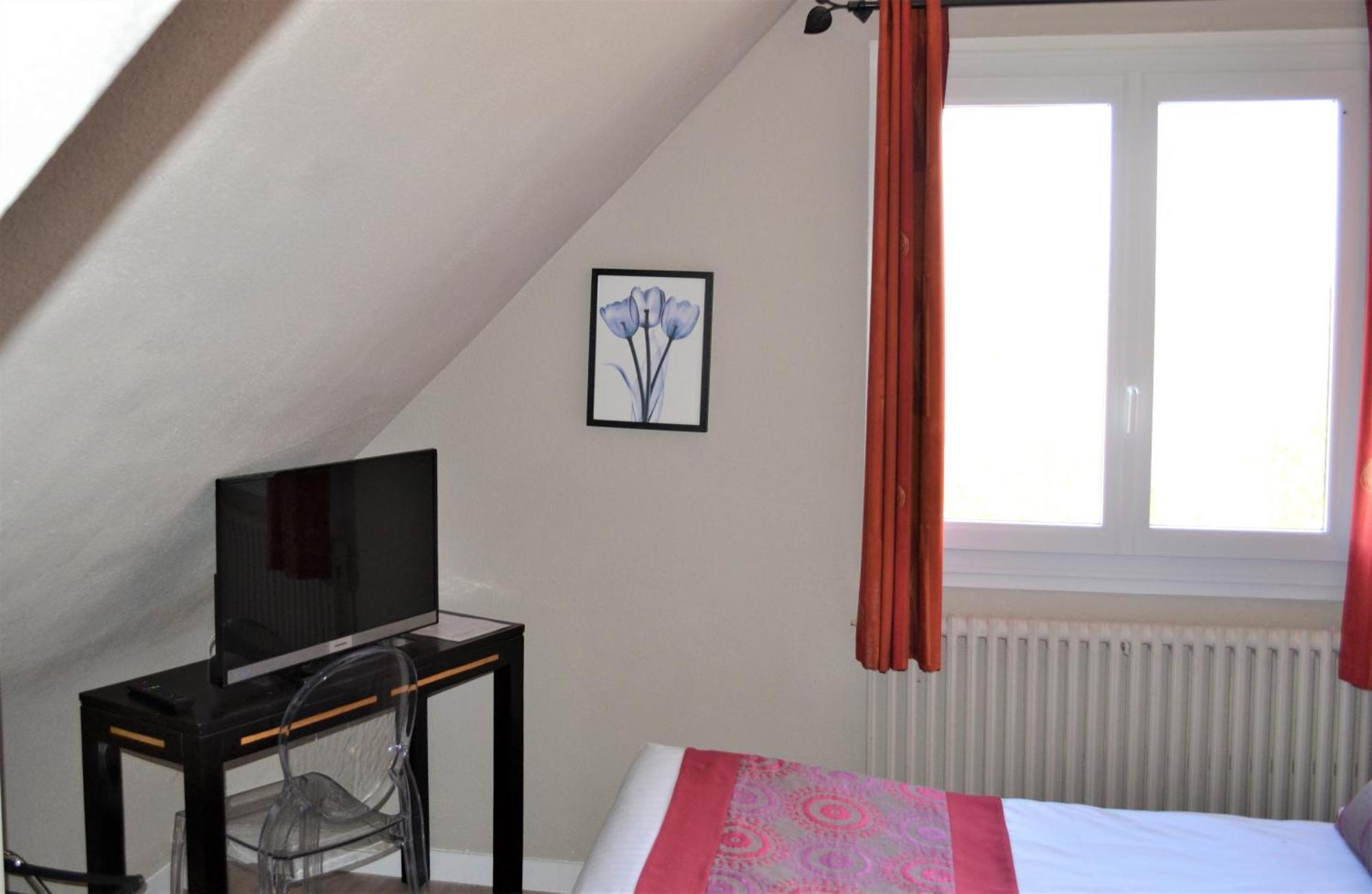 The Originals Boutique, Hotel Les Quatre Salines, Le Mont Saint-Michel Sud Roz-sur-Couesnon Exterior photo