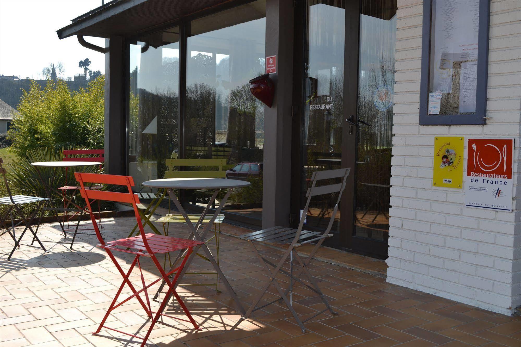 The Originals Boutique, Hotel Les Quatre Salines, Le Mont Saint-Michel Sud Roz-sur-Couesnon Exterior photo